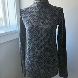 Tory Burch Knit Turtle neck, reversible design